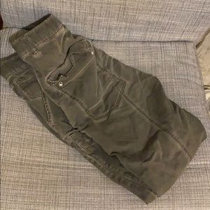 H&M Divided Green Jogger Pants